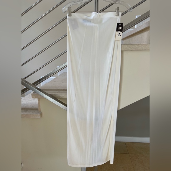 misko des gnc Dresses & Skirts - Vintage Elegant White Maxi Skirt